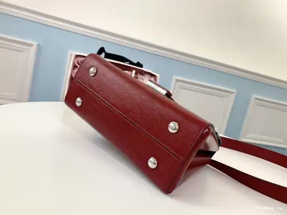 First bag ru VUITTON LOUIS PM GRENELLE 0519